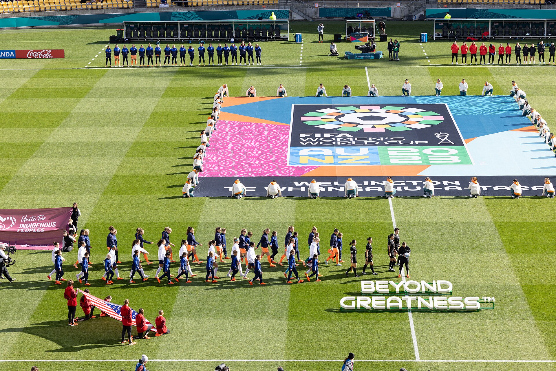 官方客户端 · E世界彩票